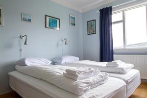 Double room with private bathroom