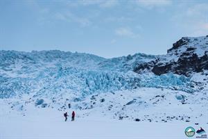 Experience the wonders of Vatnajökull Glacier