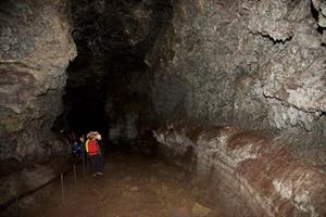 Enjoy the mystical world of the Vatnshellir cave