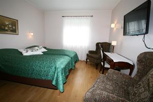 Double room with private bathroom