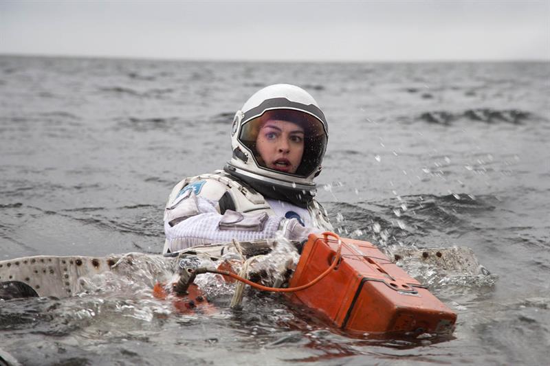 Anne Hathaway on Planet Miller in Interstellar