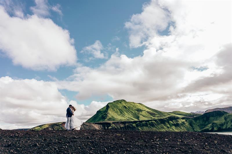 Newlyweds in Iceland