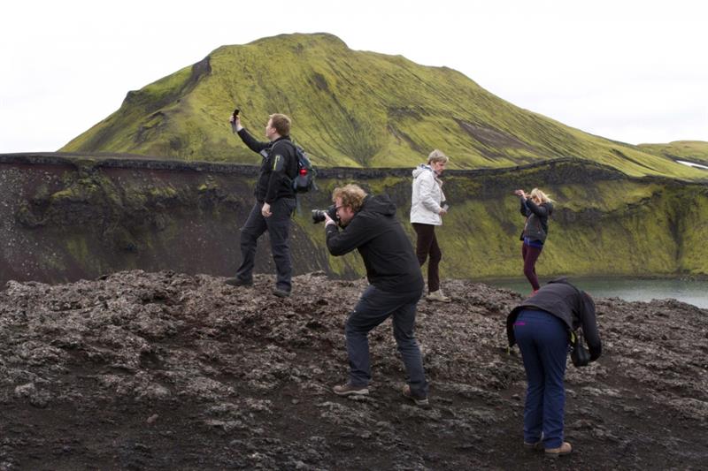 Don't be a bad tourist in Iceland Don't be a bad tourist in Iceland
