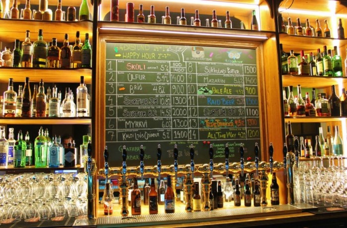 image 11.jpg Happy hour in Reykjavík