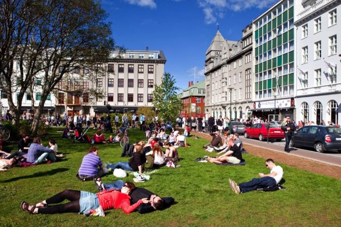 Relaxing on Austurvöllur square