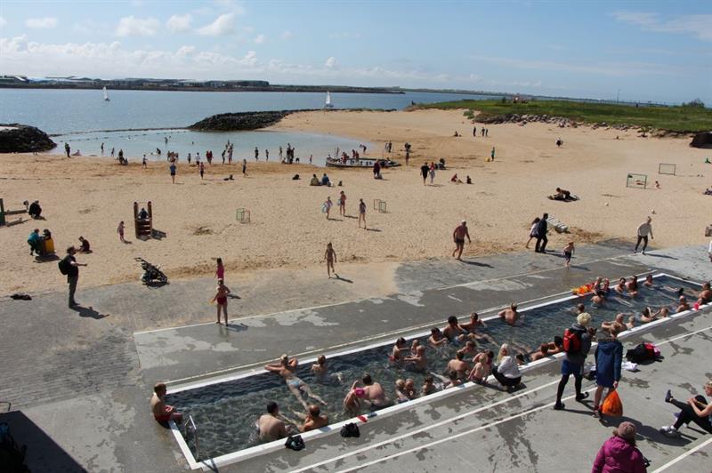 10. Nauthólsvík Beach in Reykjavík.jpg Nauthólsvík Beach in Reykjavík