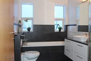 Villa - Bathroom