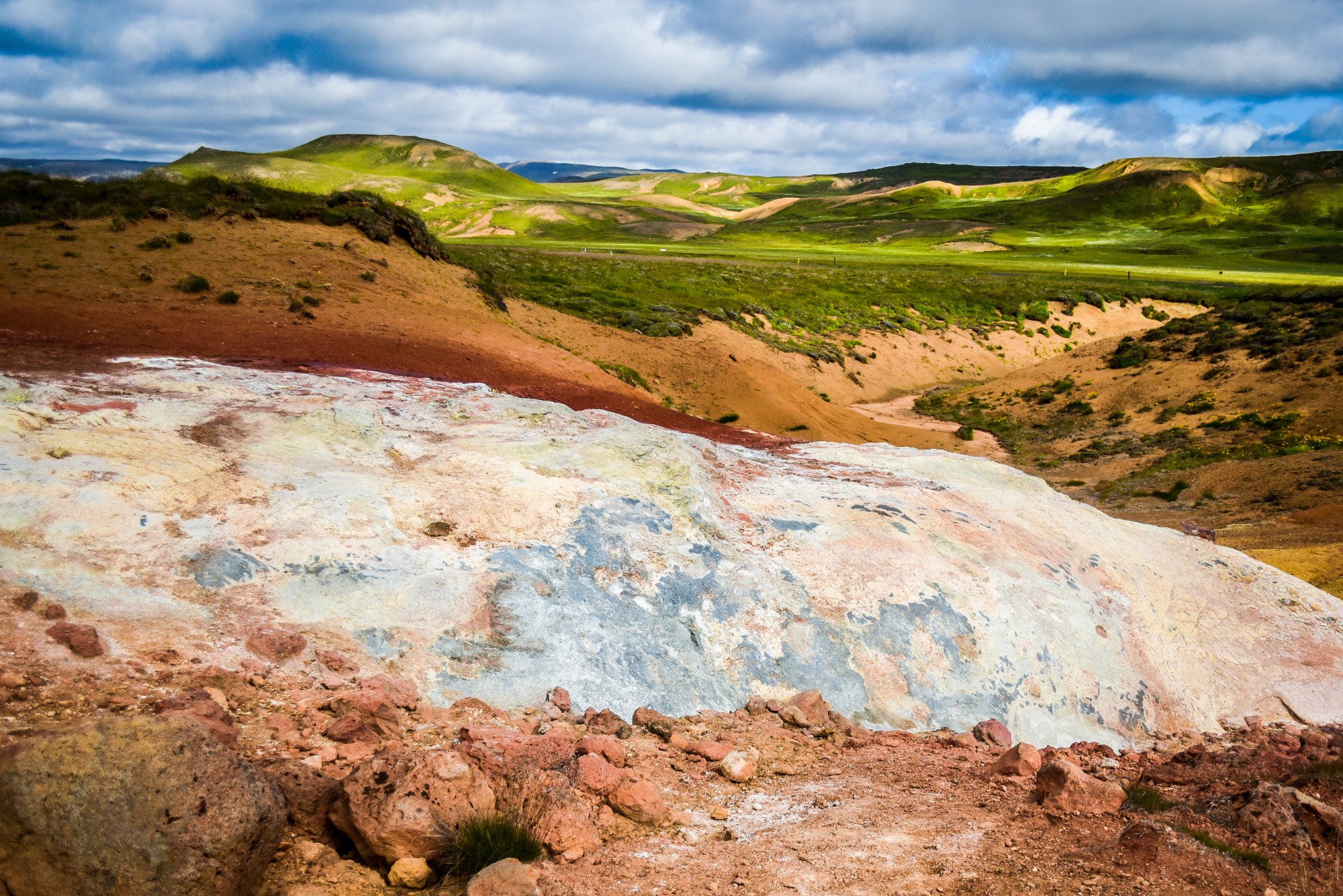 Countless colors in Seltún.jpg