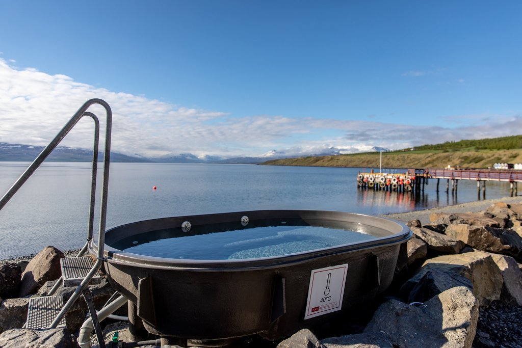 Hjalteyri hot tub visit north.jpg Hjalteyri hot tub visit north.jpg