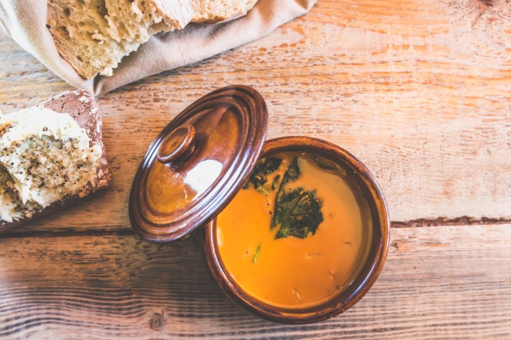 Delicious soup and bread