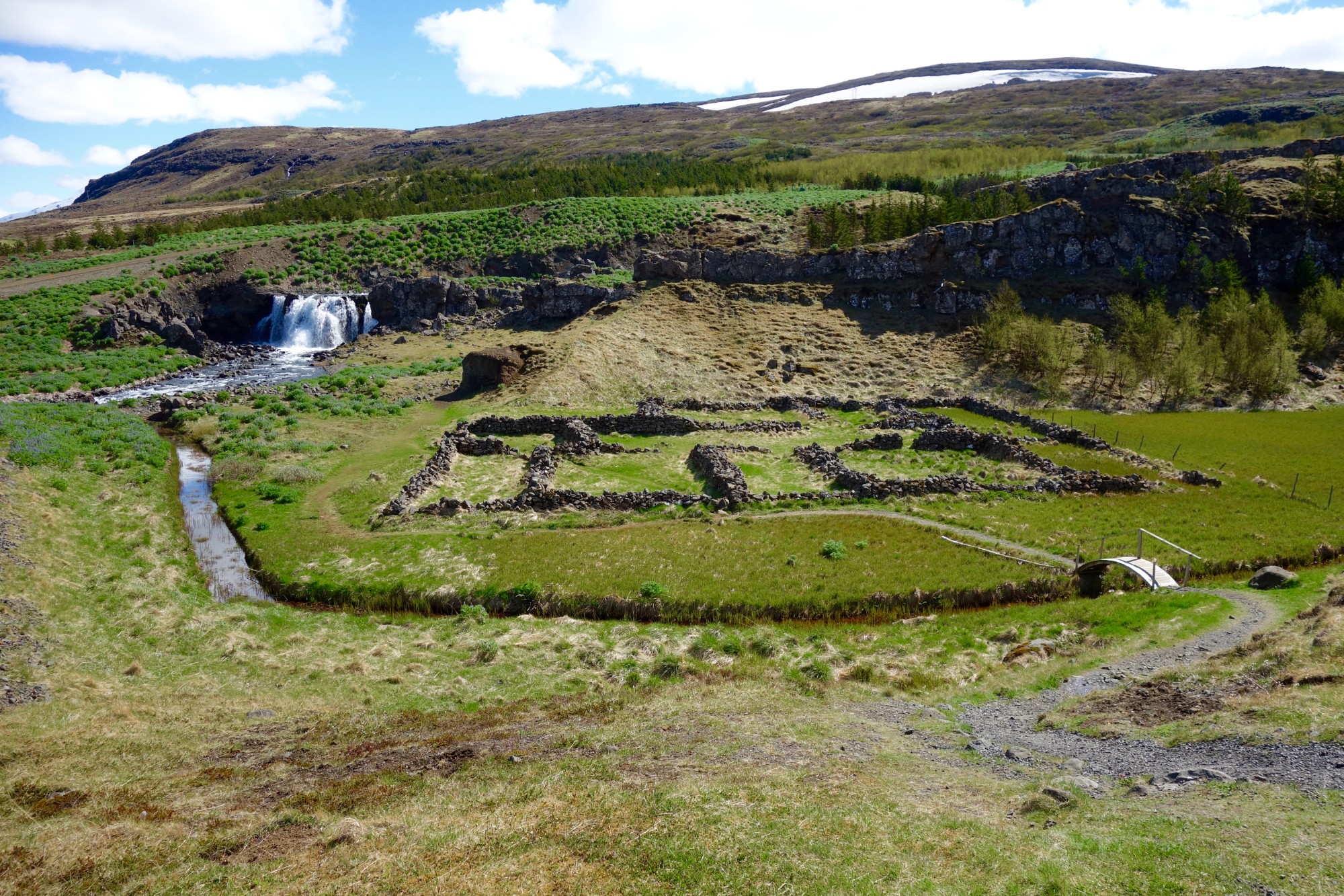 Ruins of an old Icelandic farm