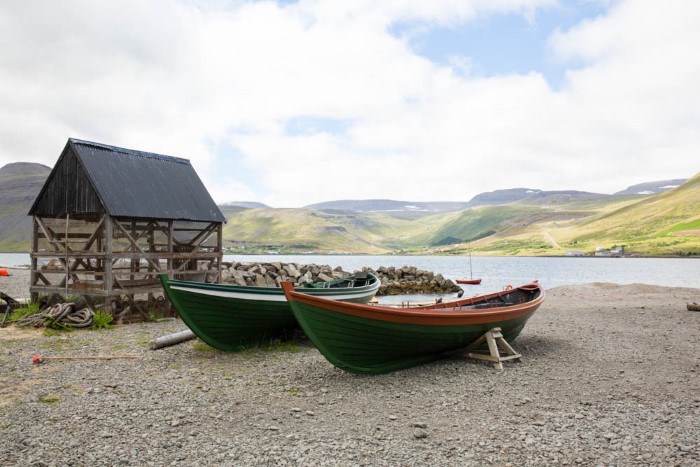 Boats and a harðfiskur shack