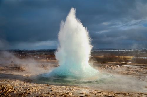 shutterstock_101428321 - Geysir Strokkur HOt Spring.jpg