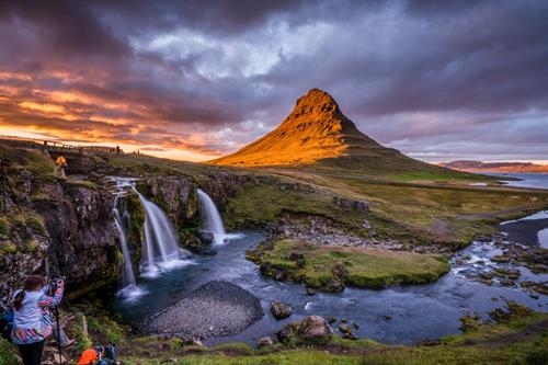 HEY-Kirkjufell 