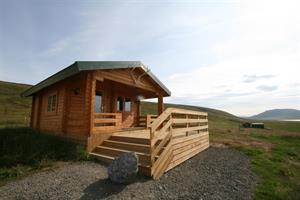 Double room with private bathroom in a cottage