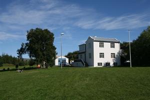 Apartments accommodating four and seven persons