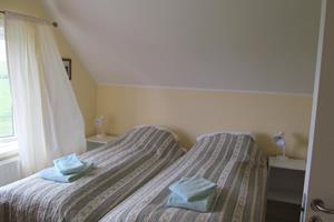 Double room with shared bathroom