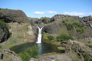 Hjálparfoss Waterfall in Þjórsárdalur