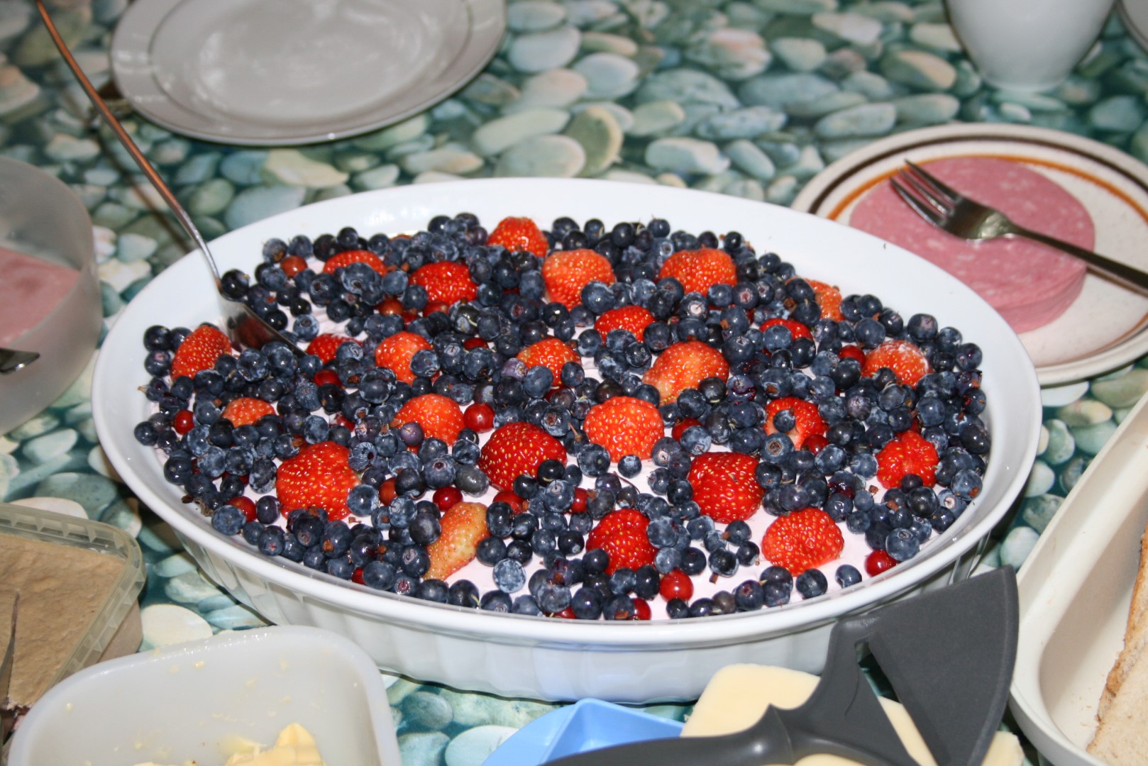 Icelandic skyr with berries Icelandic skyr with berries